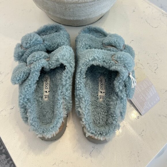 BIRKENSTOCK Arizona Big Buckle Genuine Shearling Slide Sandal in Faded Aqua - Picture 6 of 9